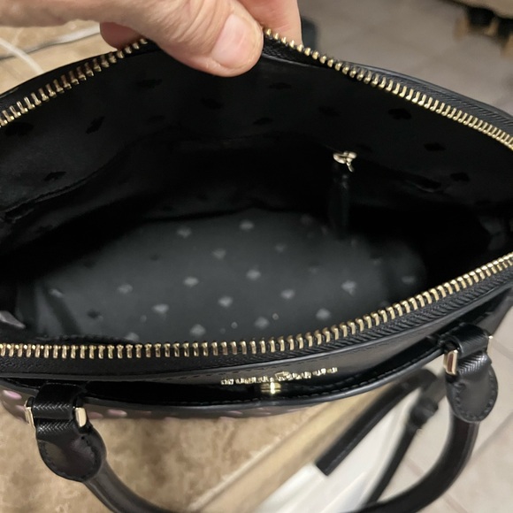 FLASH SALE on all my Kate Spade bags in my closet !!!!! 🏃♀️ 💕 - Picture 4 of 5